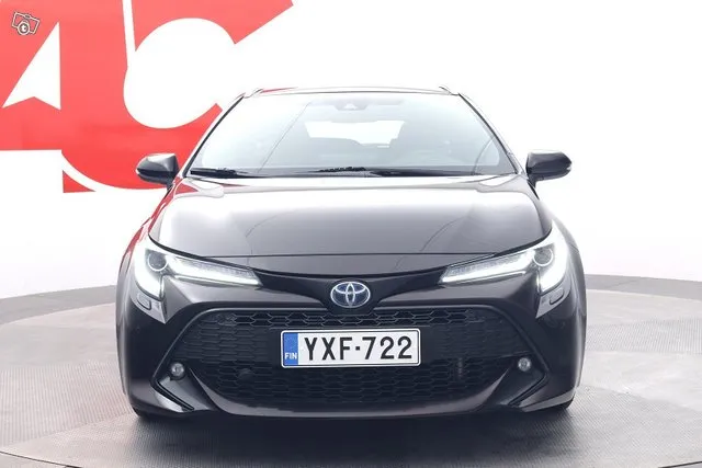 Toyota Corolla Touring Sports 1,8 Hybrid Active - Suomi-auto Image 8