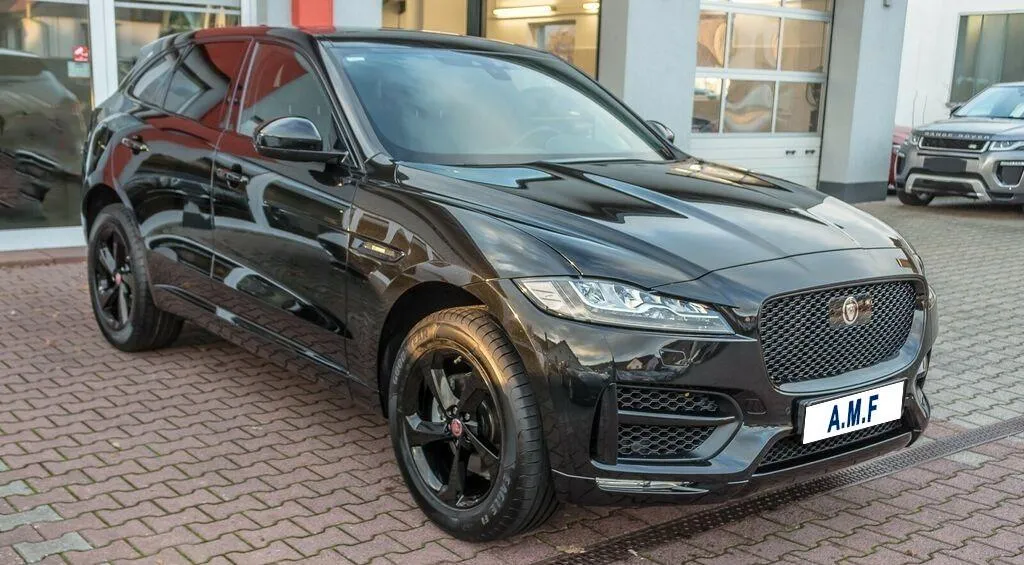 JAGUAR F-Pace 2.0 D 180 CV AWD aut. R-Sport Image 2